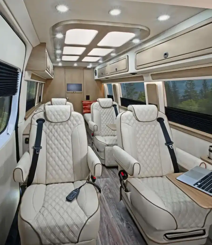 Transfert Mariage Chauffeur Privé Paris Service limousine France