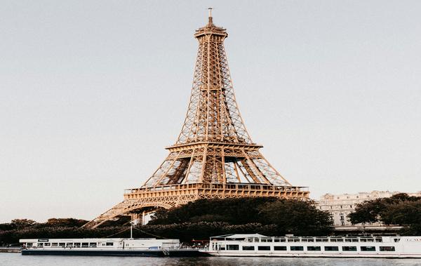 Le chauffeur privé : une expérience unique à Paris